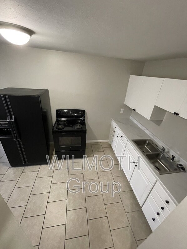 Building Photo - 622 Brewer Pl