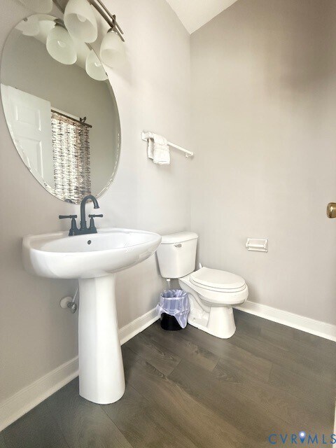 Building Photo - 9379 Roseland Ct