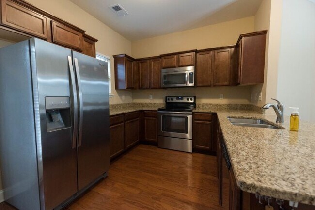 Building Photo - 1137 Woodbury Falls Ct