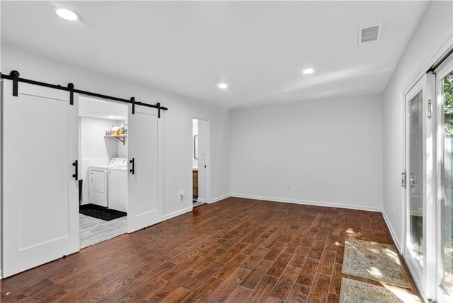 Building Photo - 85 Ivy Trail NE