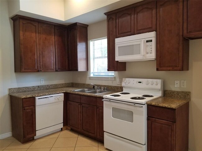 Building Photo - 5316 Reiger Ave