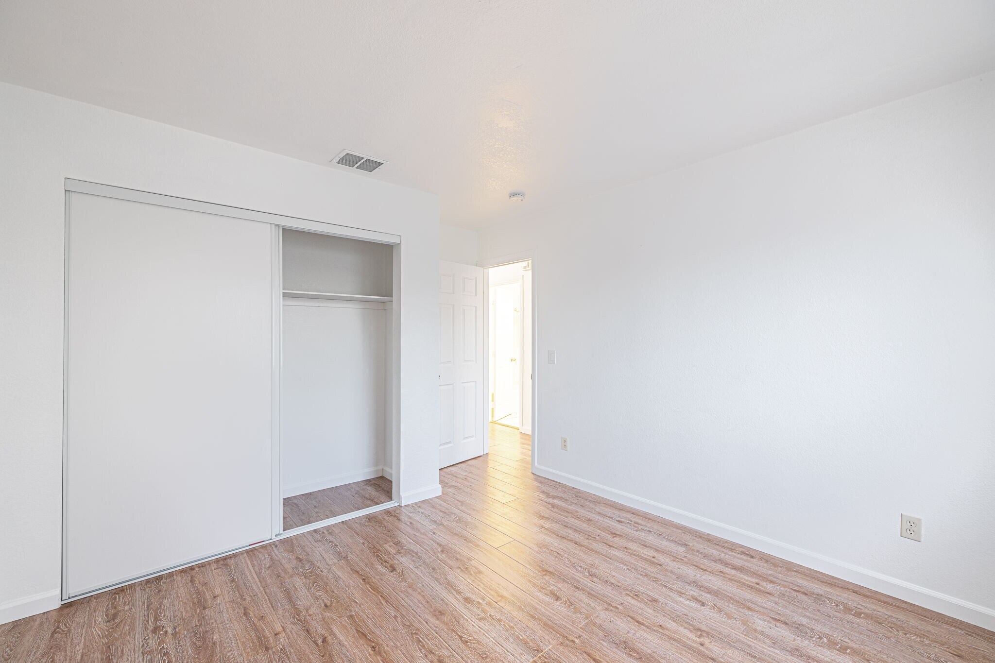 Building Photo - 38659 Angele Trumpet Ct