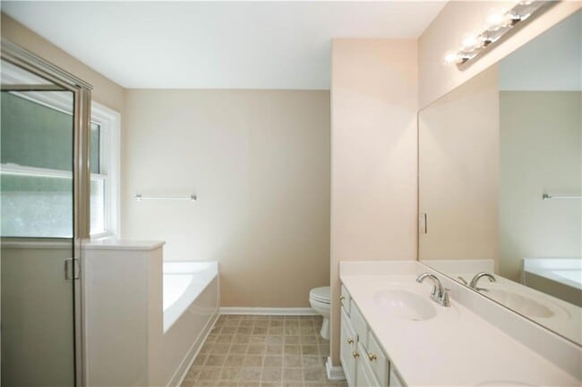 Building Photo - 1005 Landover Crossing