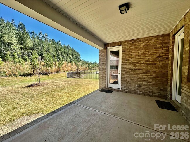 Building Photo - 9650 Liberty Hill Dr