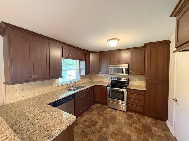Building Photo - 424 Karter St NW