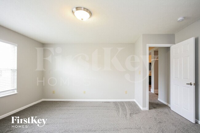 Building Photo - 13815 Zion Ct