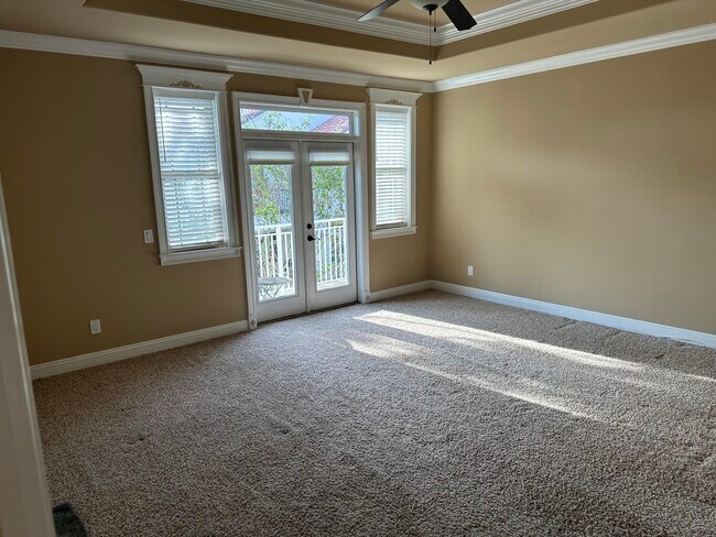Building Photo - 231 Calusa Blvd