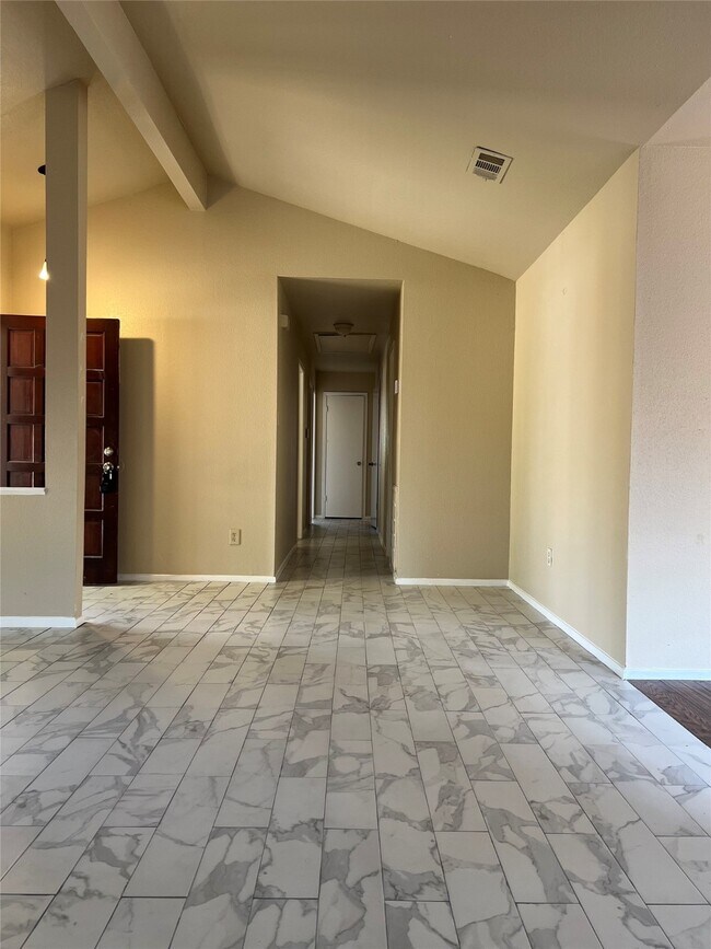 Building Photo - 2503 Ravenwind Rd