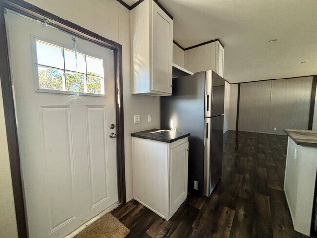 Building Photo - 2101 Ladnier Rd