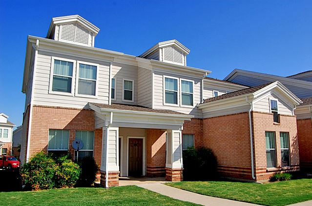 Overton Park Townhomes - Overton Park