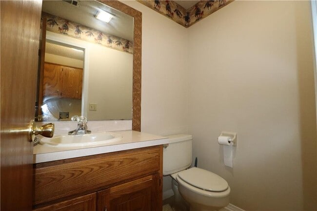 Building Photo - 3675 Mayes Ave