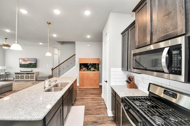 Building Photo - 6331 Cambrai Wood Ln
