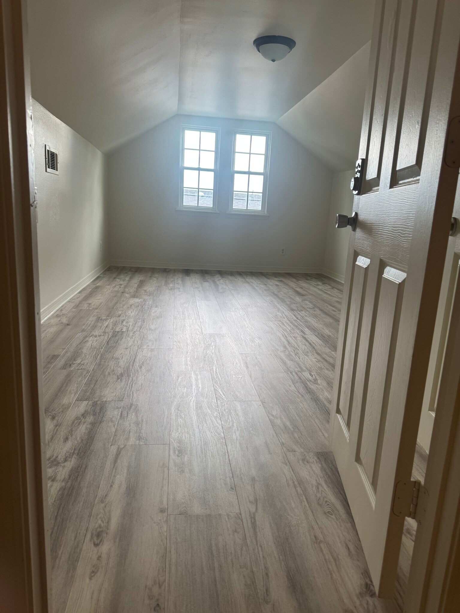 Upstairs bedroom - 2830 2nd St