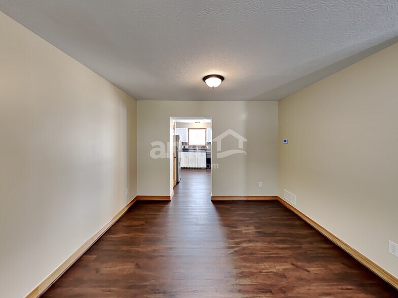 Building Photo - 7911 Butterfield Ln