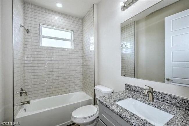 Building Photo - 125 Bethlehem Pl