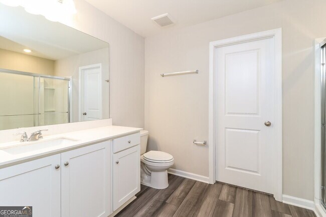 Building Photo - 515 Knightsbridge Ln