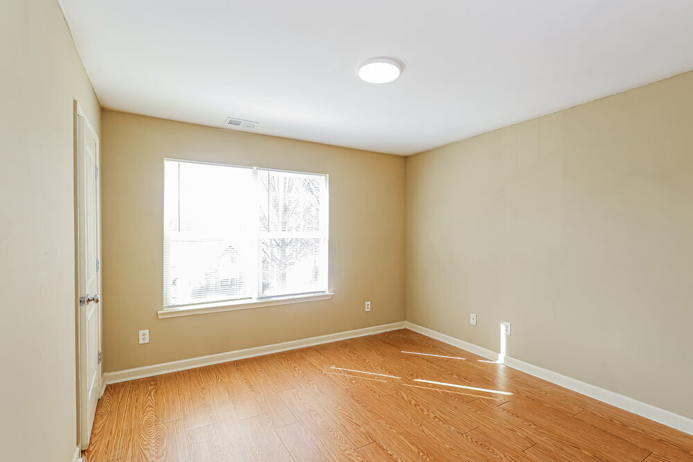 Building Photo - 498 Highland Falls Dr