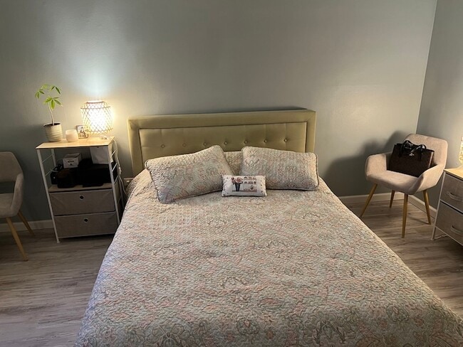 Building Photo - 746 Prescott Dr