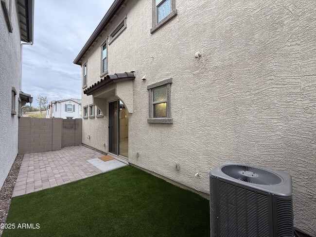 Building Photo - 1708 S 83rd Way