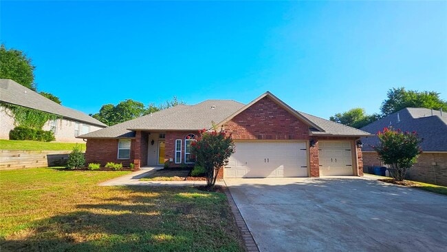 Building Photo - 4017 Eaton Pl