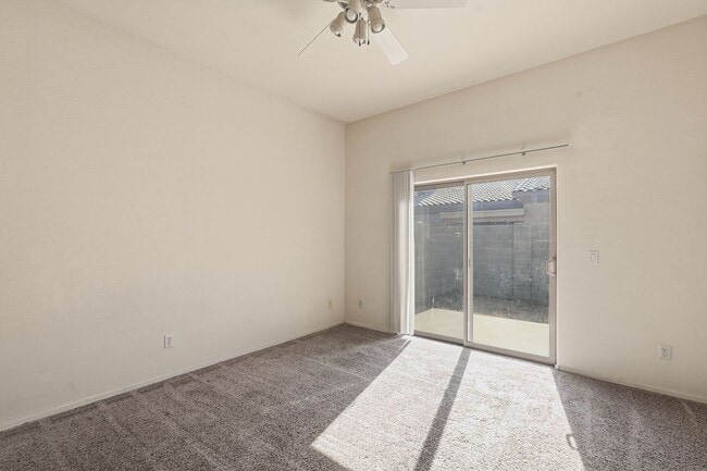 Building Photo - Gated Community, close to 101 and Arrowhead!