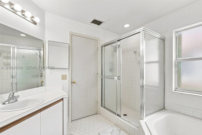Building Photo - 2873 Oak Park Cir