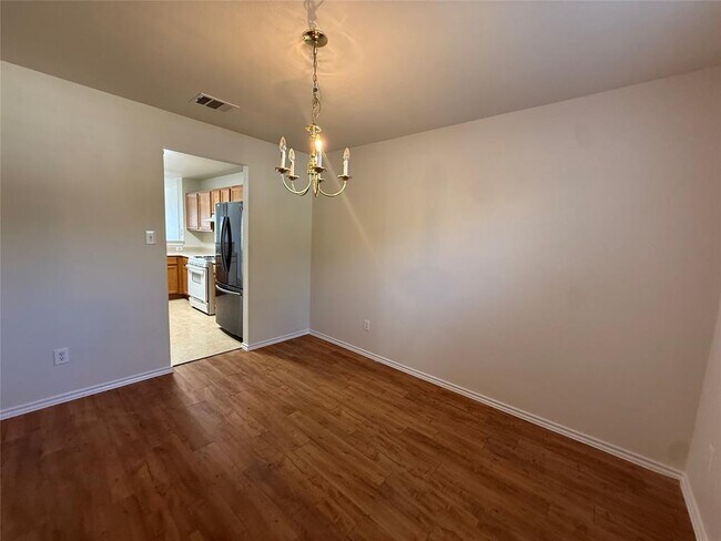 Building Photo - 241 Carriage Way