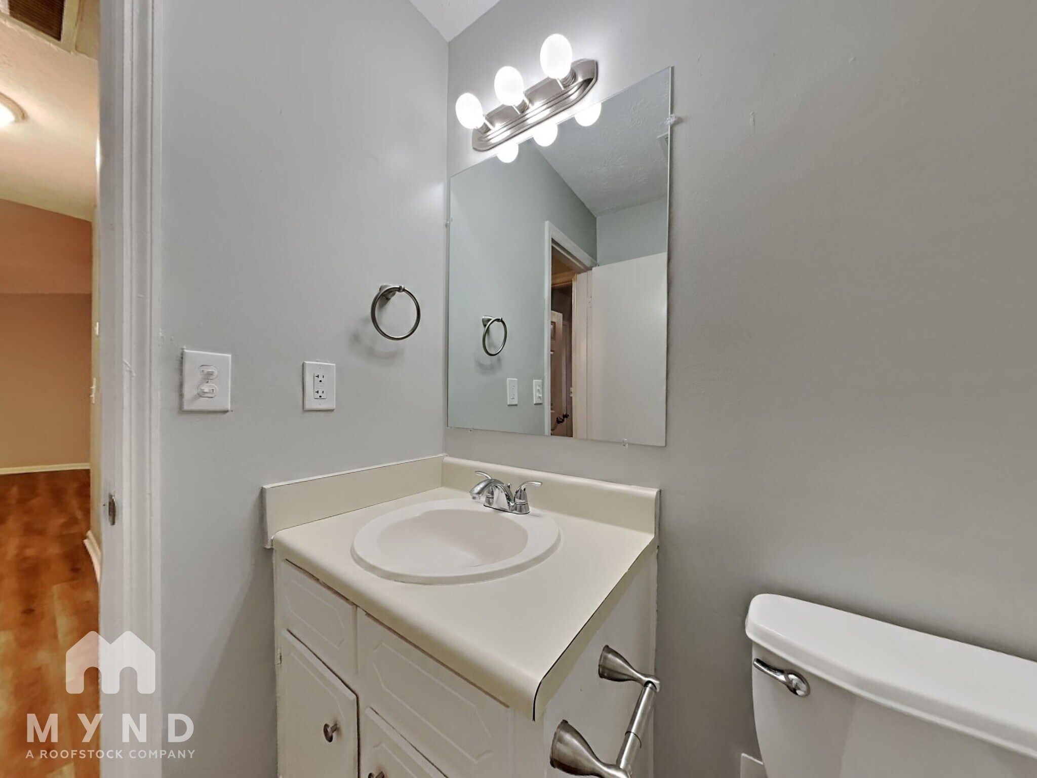 Building Photo - 175 Mountain View Cir