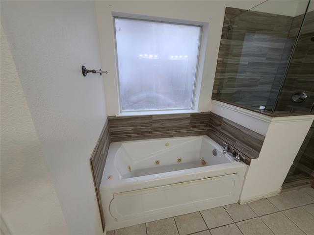 Building Photo - 622 Manchester Dr