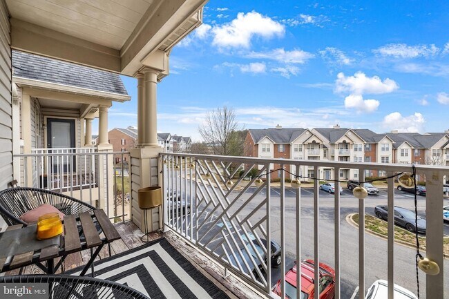 Building Photo - 700 Orchard Overlook Orch