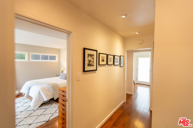 Building Photo - 8809 Appian Way
