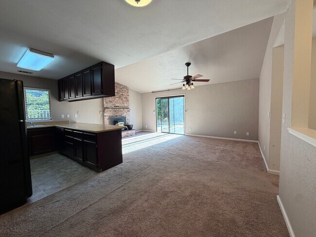 Building Photo - 7724 Woodchuck Way