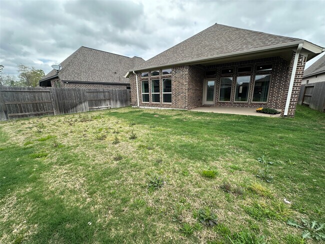 Building Photo - 16343 Silver Emperor St