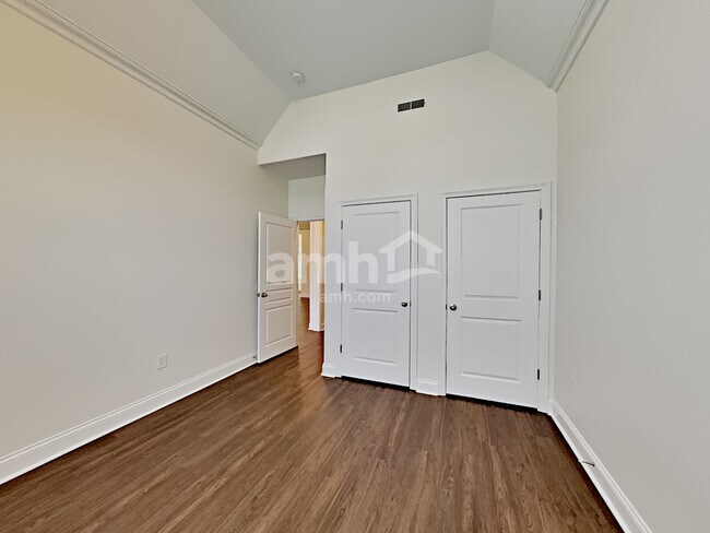 Building Photo - 113 Gatone Ct