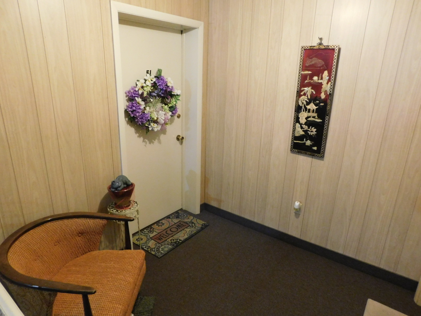 Hallway entrance - 1553 W Grandview Blvd