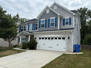 Building Photo - 4 Bedroom Home on a Cul-de-Sac with Lawn Care Included!