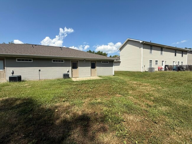 Building Photo - 7382 Noah Ct