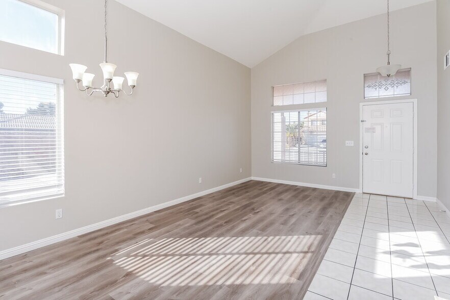 Building Photo - 4810 Con Carne
