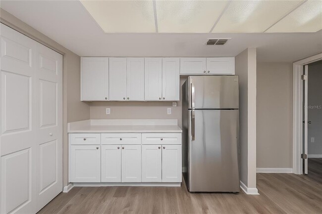 Building Photo - 4414 Tall Oak Ln