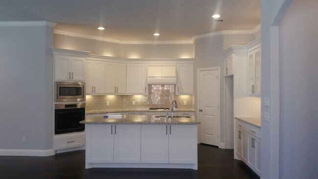 Building Photo - 8421 Snow Egret Way