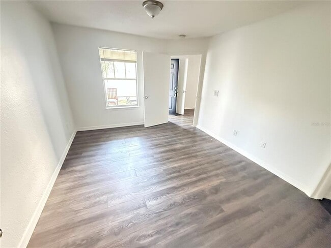 Building Photo - 4105 Tropical Isle Blvd