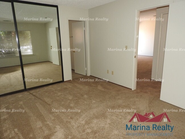 Building Photo - 2 bed 2 bath single family home in established neighborhood in City of Suisun