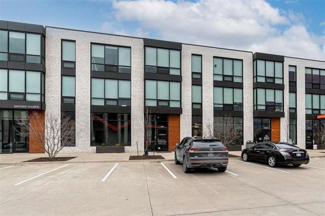 Building Photo - 1 University Way