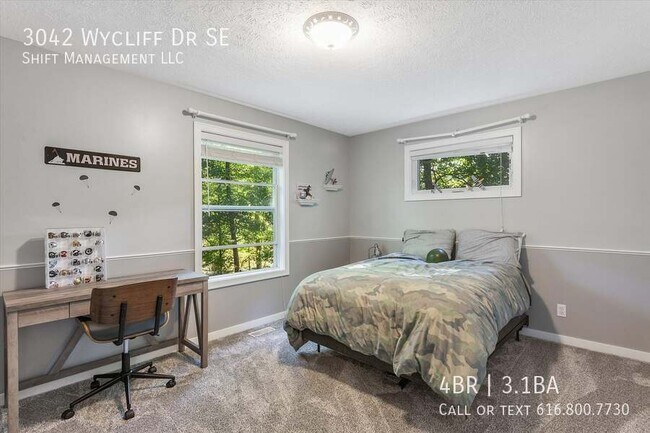 Building Photo - 3042 Wycliff Dr SE