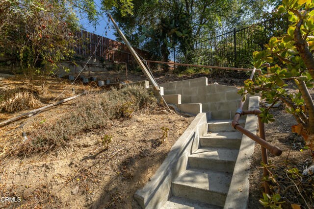 Building Photo - 1425 Brixton Rd