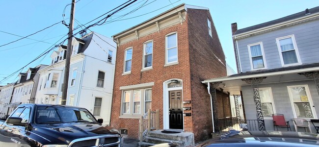 Primary Photo - 530 W Philadelphia St