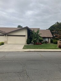 Building Photo - 3200 El Encanto Ct
