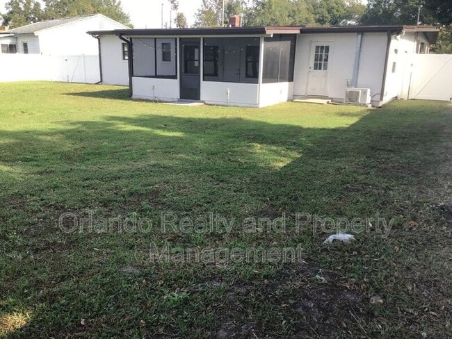 Building Photo - 520 Sunrise Dr