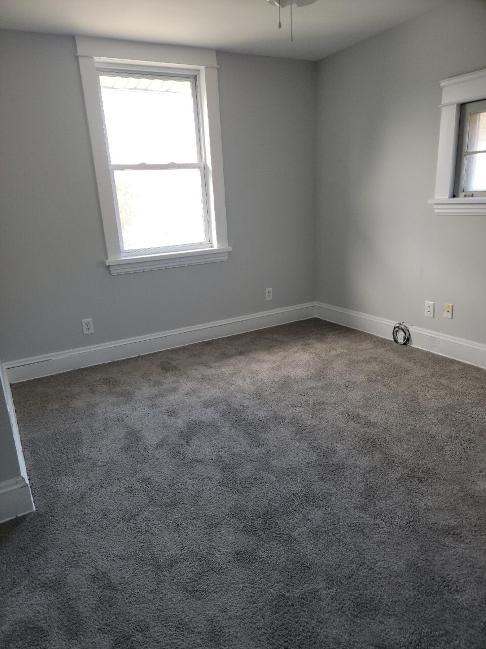Bedroom 1 - 1435 Roycroft Ave