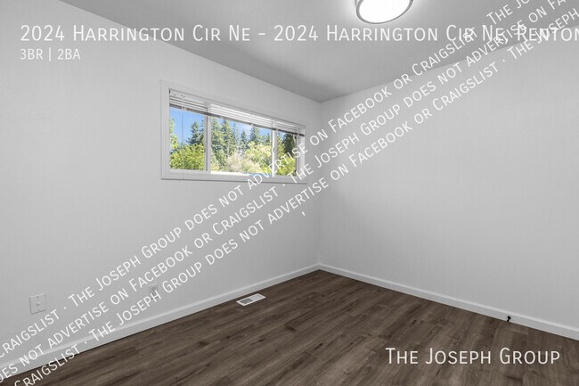 Building Photo - 2024 Harrington Cir NE